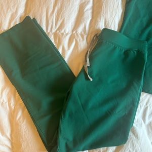 Figs medium tall Hunter green Livingston pants